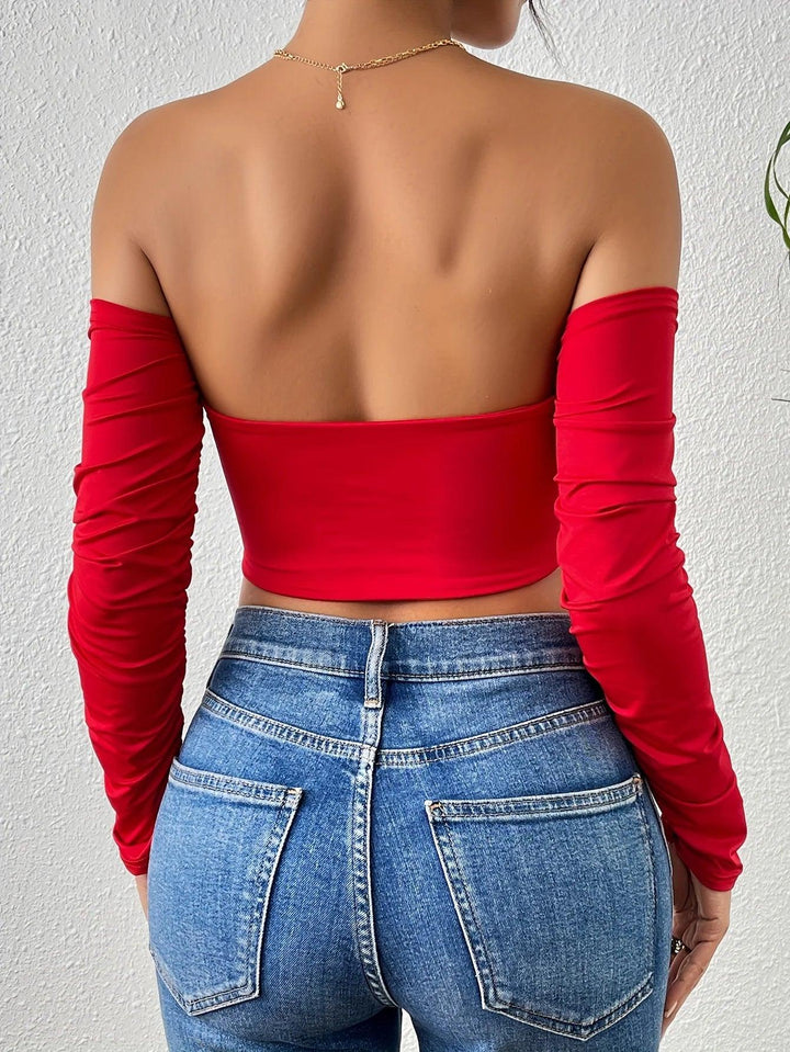 Sara Off-Shoulder Crop Top