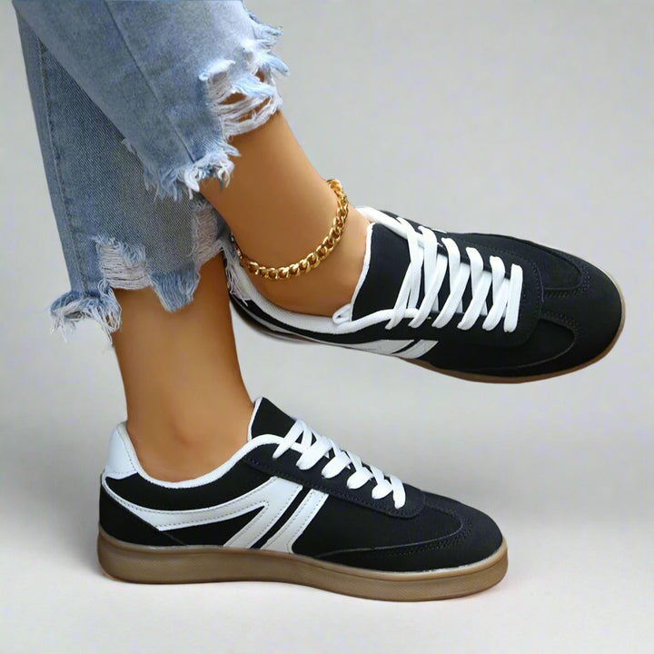 Brigitte Suede Sneaker
